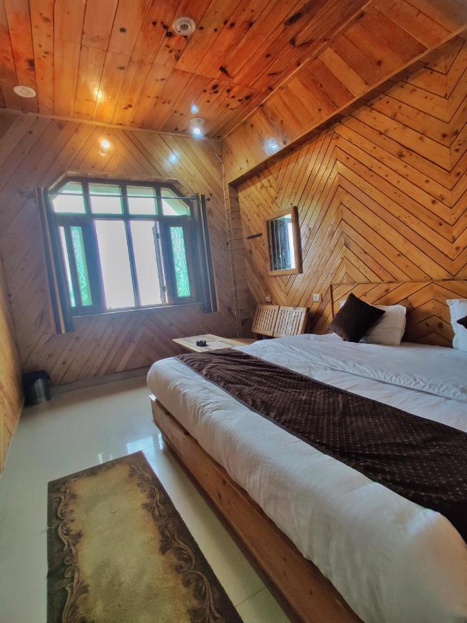 Himalayan Bliss Hotel Chakrāta Esterno foto